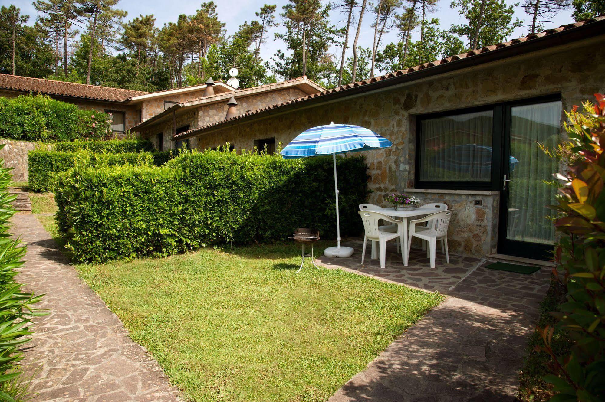 Residence Tourist Lucca Exterior foto